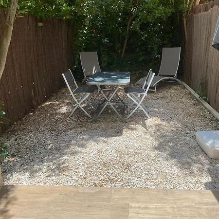 Apartamento Little Garden Saint-Cyr-sur-Mer Exterior foto