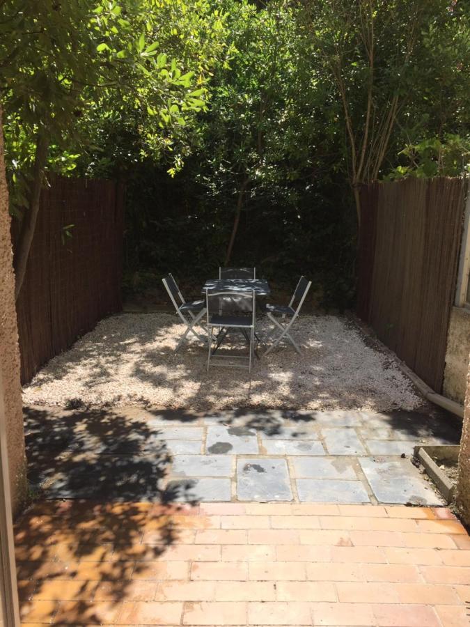 Apartamento Little Garden Saint-Cyr-sur-Mer Exterior foto